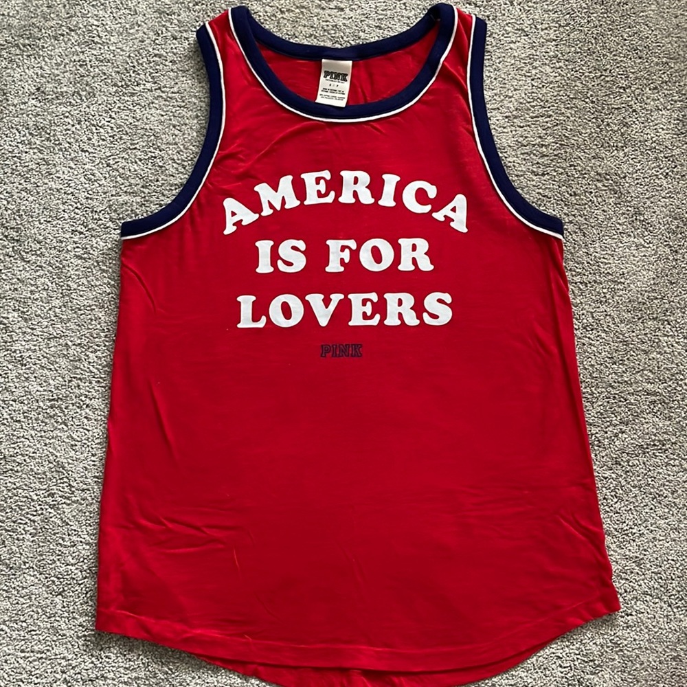 Victoria’s Secret Pink America is for lovers relaxed tank